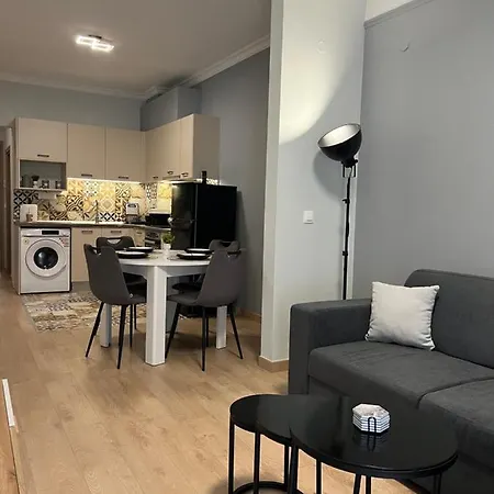 Appartement Ina's House Downtown